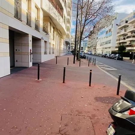 Nice Near Everything Apartamento